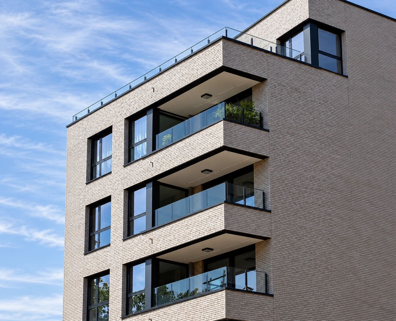 Hall d’immeuble résidentiel moderne